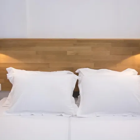 Amphitrite Santorini Hotel apartamentowy 3*