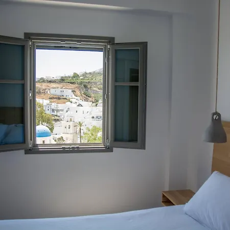 Апарт-отель Amphitrite Santorini 3*